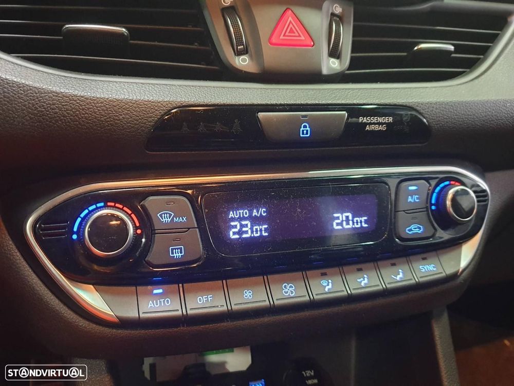 COMANDO CLIMATIZADOR HYUNDAI I30 PD - 1