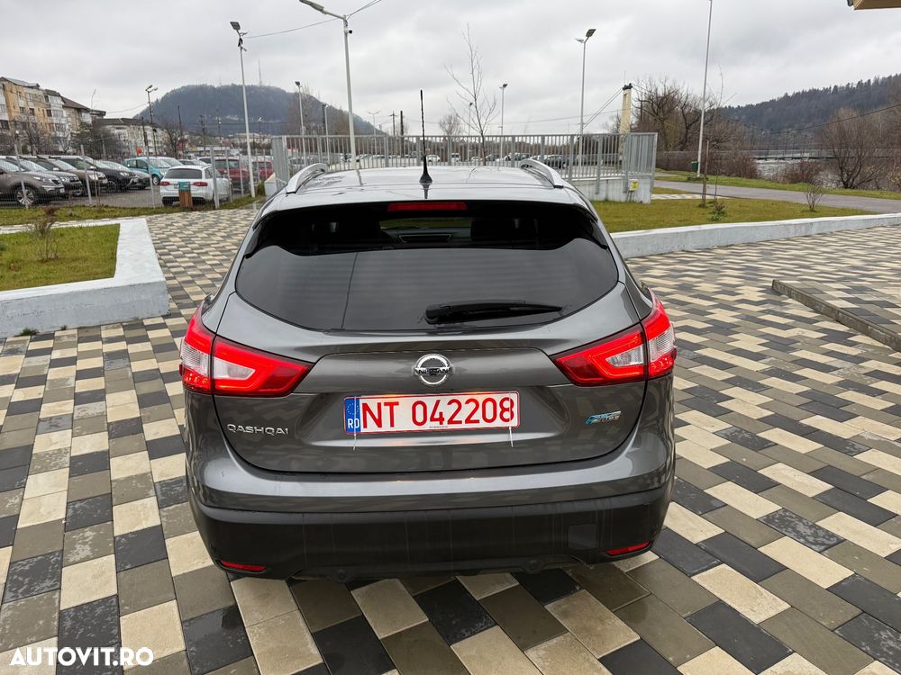 Nissan Qashqai 1.6 DCI Xtronic TEKNA - 5