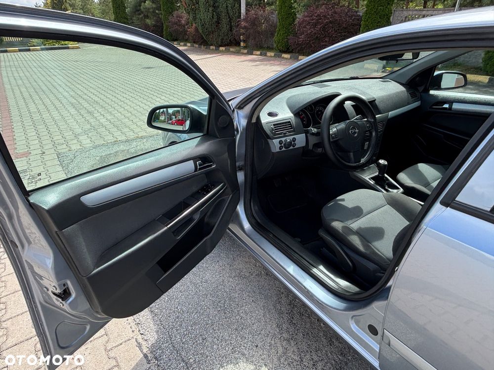 Opel Astra 1.4 Elegance - 19