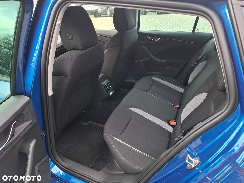 Skoda Kamiq 1.5 TSI Edition 130 - 10