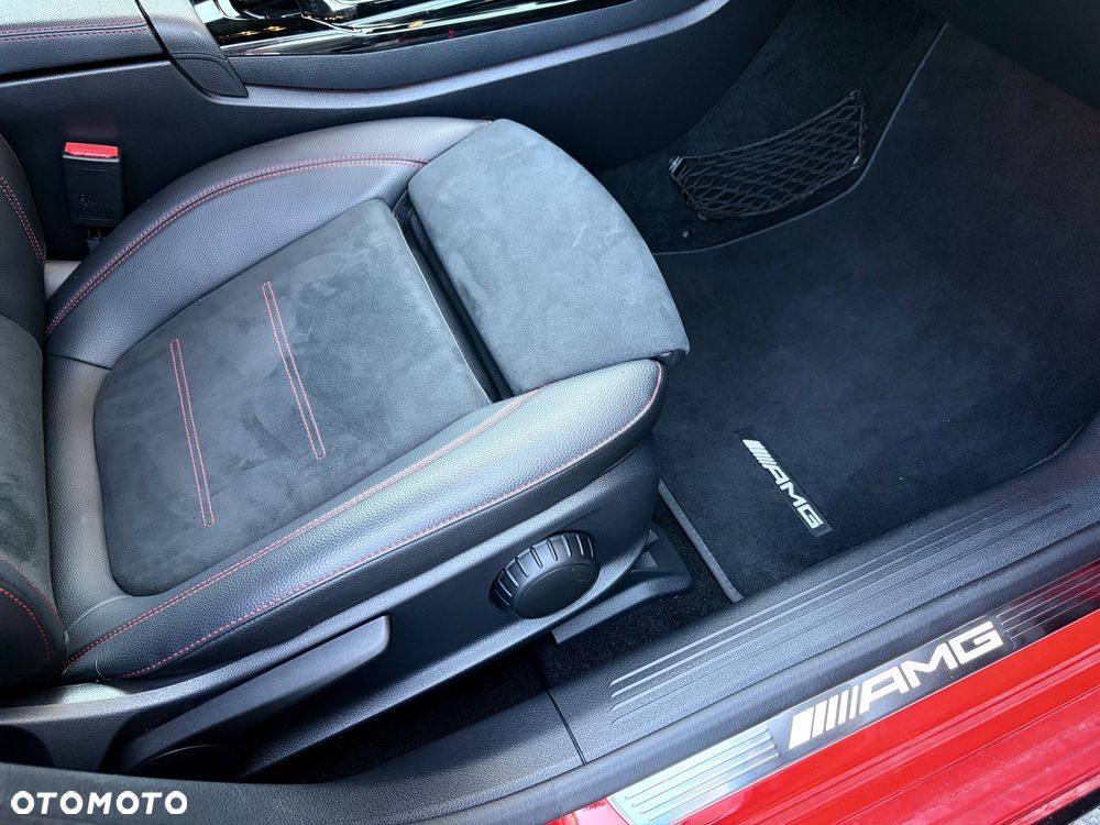 Mercedes-Benz Klasa A 35 AMG 4-Matic 7G-DCT - 29
