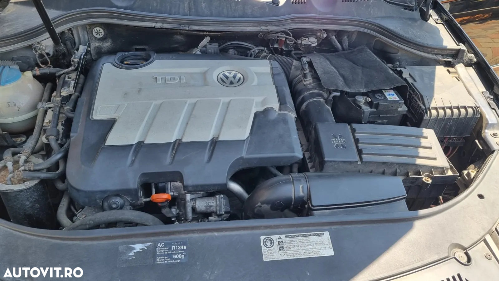 Volkswagen Passat Variant 2.0 TDI DPF Highline - 12