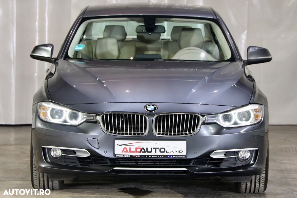 BMW Seria 3 320i Aut. Modern Line - 38
