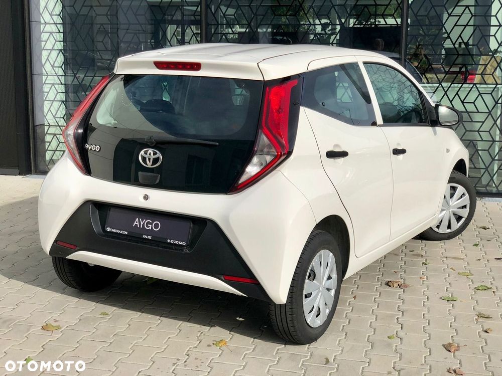 Toyota Aygo - 12