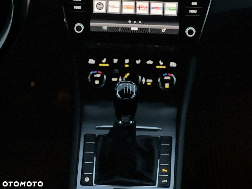 Skoda Superb 1.5 TSI Ambition - 13