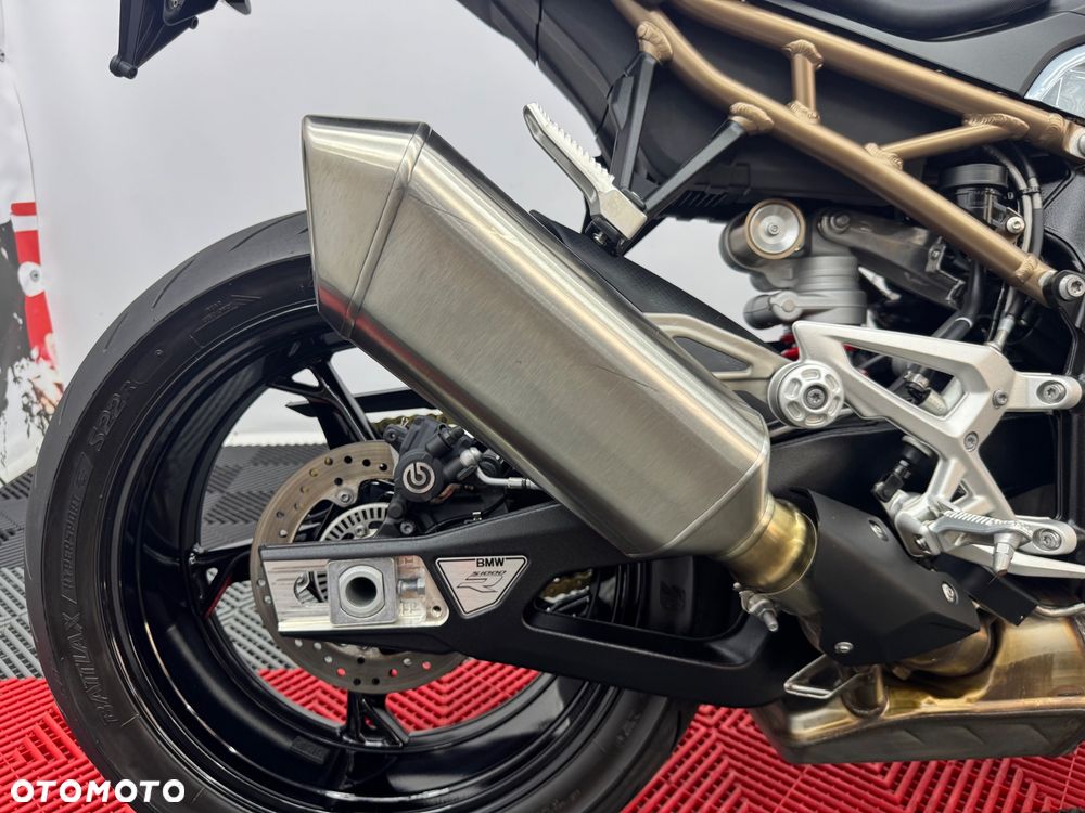 BMW S - 28
