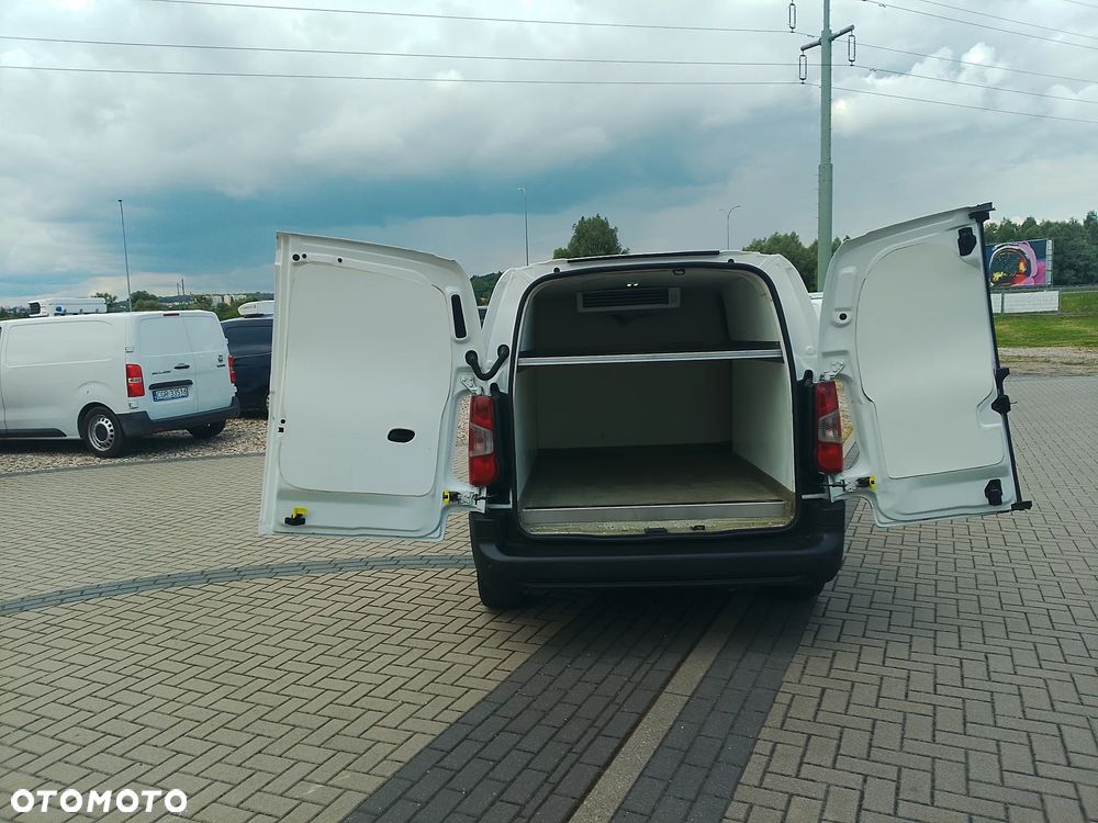 Toyota Proace Partner Berlingo Combo Doblo L2 Long Izoterma Chłodnia Salon PL półka Inox 3 osoby 2EUpal 2,5 DMC - 19