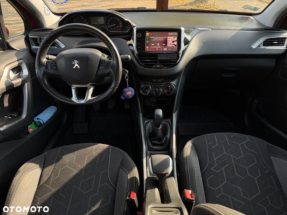 Peugeot 2008 PureTech 82 Allure - 29