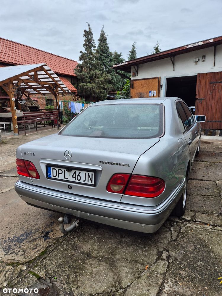 Mercedes-Benz Klasa E - 5