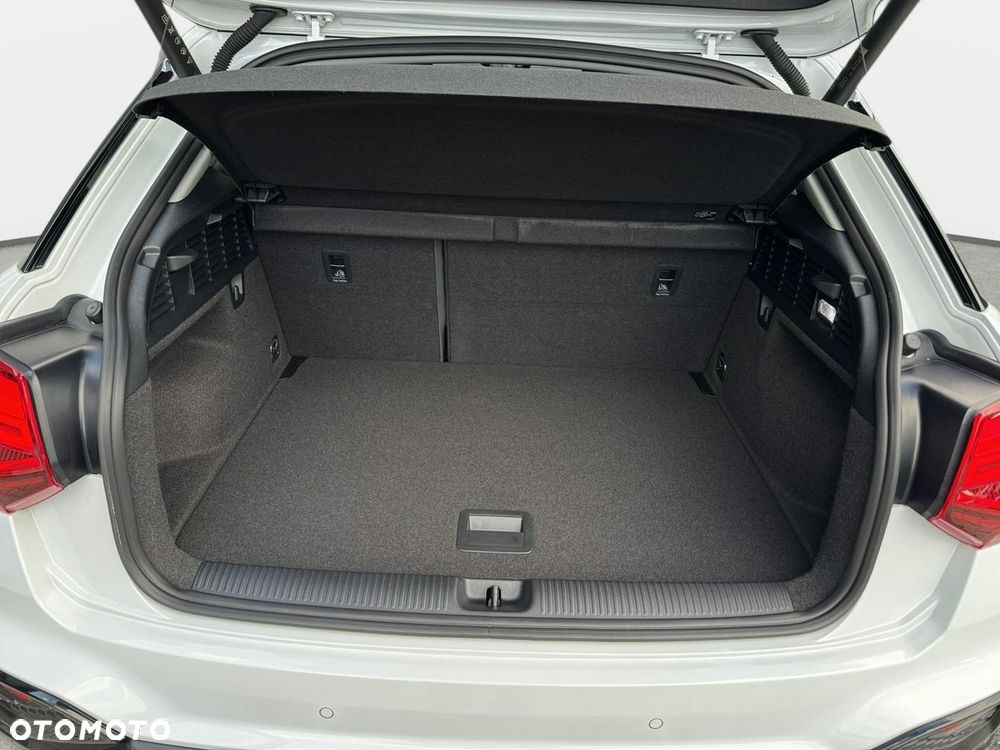 Audi Q2 40 TFSI Quattro S tronic advanced - 24