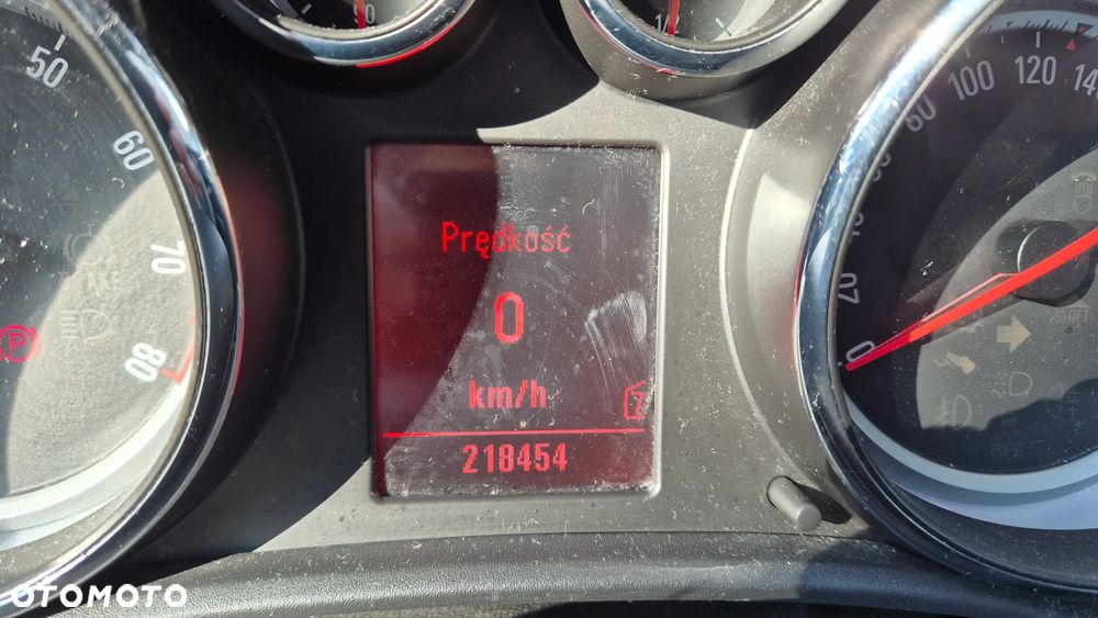 Opel Astra 1.6 T Sport - 9