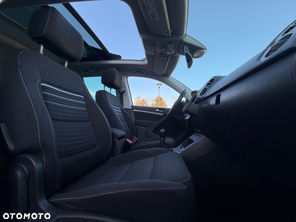 Volkswagen Tiguan 2.0 TDI DPF BlueMotion Technology Cup Sport & Style - 20