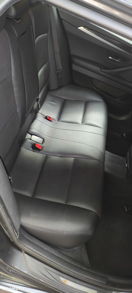 BMW Seria 5 520d - 12