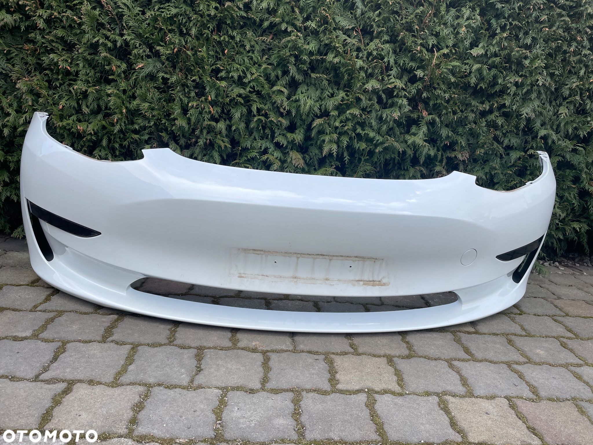 zderzak lampy TESLA Model 3 belka halogen - 1