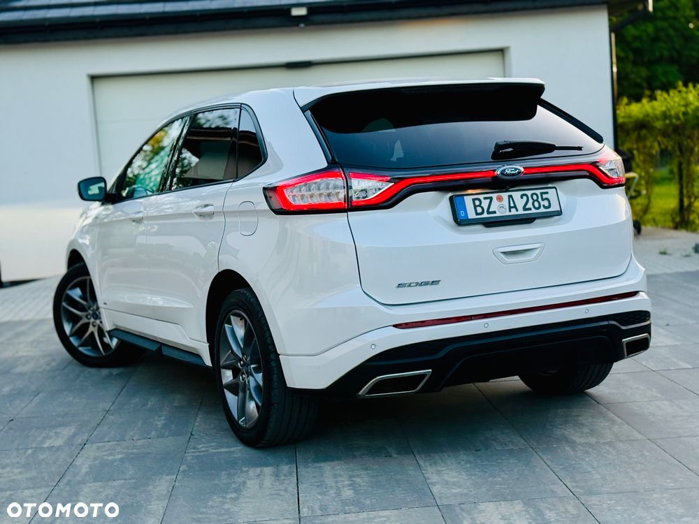 Ford Edge 2.0 TDCi Twin-Turbo 4WD ST-Line - 36