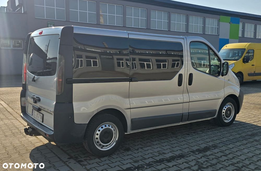 Opel Vivaro - 26