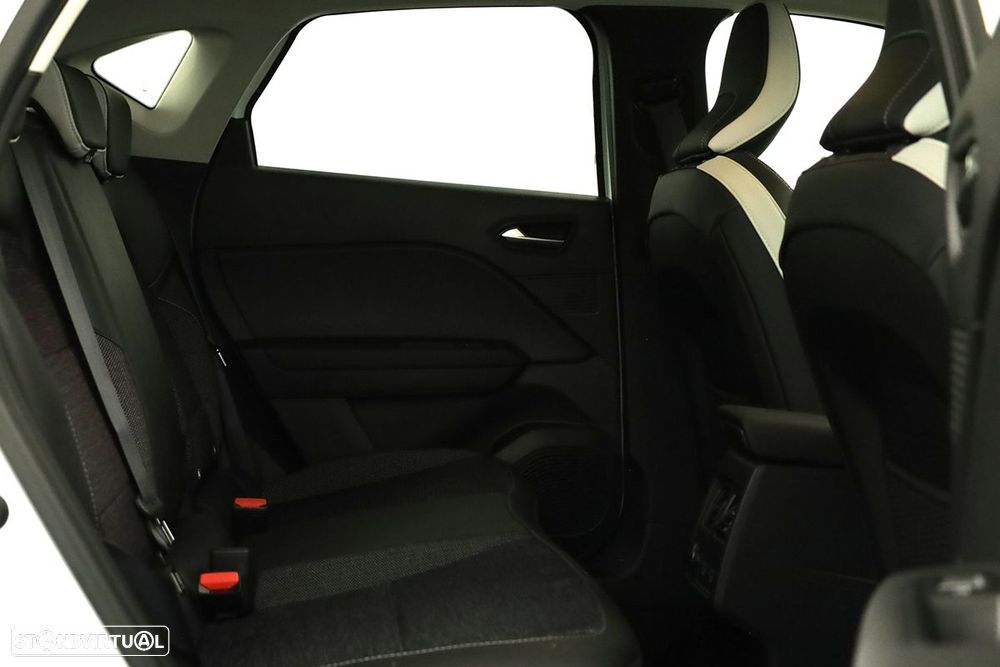 Renault Captur 1.0 TCe Techno Bi-Fuel - 23
