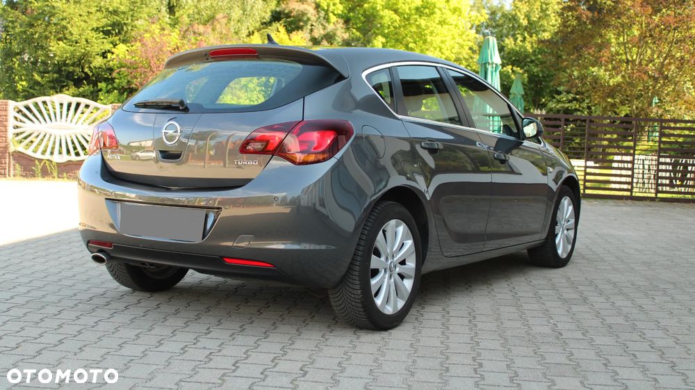 Opel Astra 1.4 Turbo Cosmo - 5
