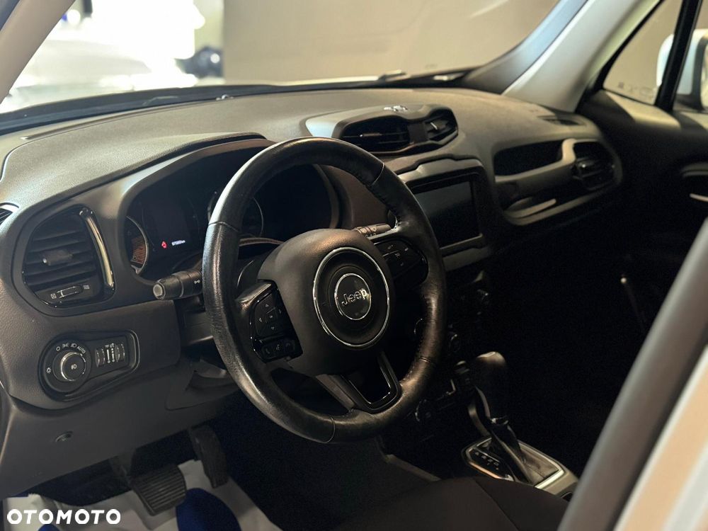 Jeep Renegade - 13