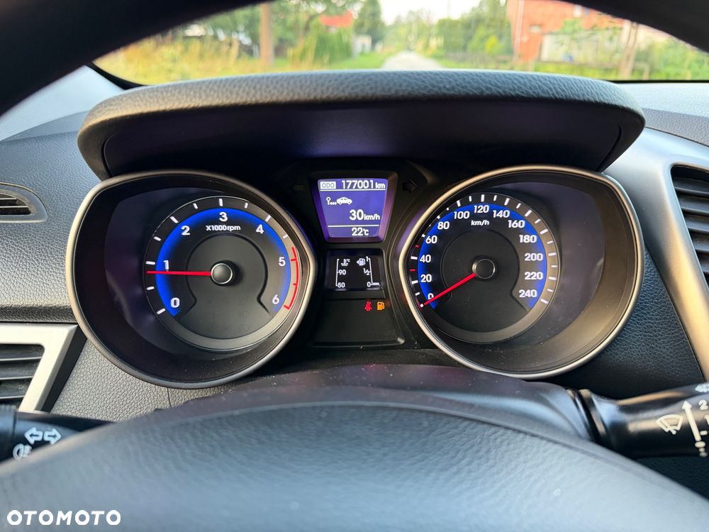 Hyundai i30 1.6 D GO - 30