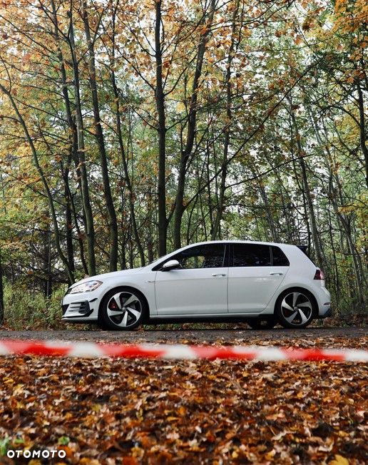 Volkswagen Golf 2.0 TSI OPF GTI - 4