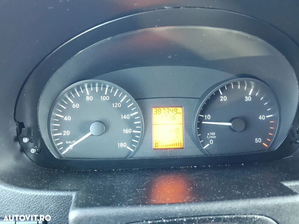 Mercedes-Benz Sprinter - 6