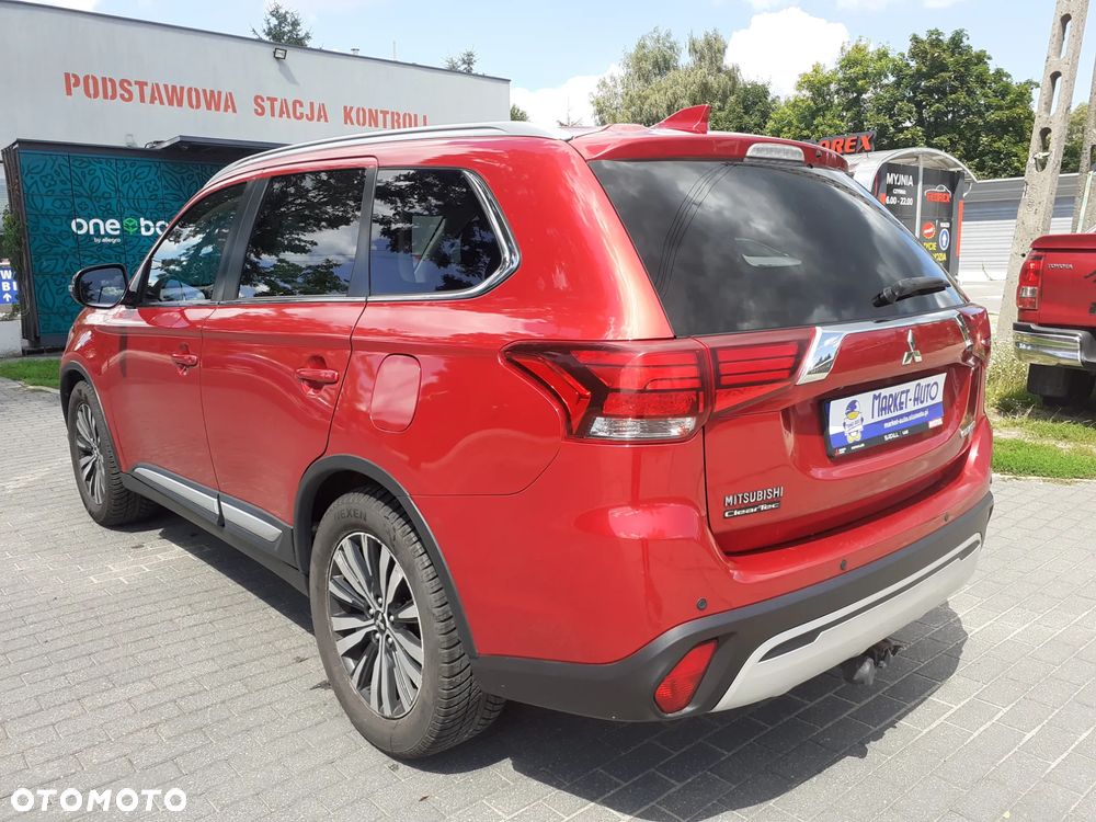 Mitsubishi Outlander 2.0 Intense 4WD CVT - 3