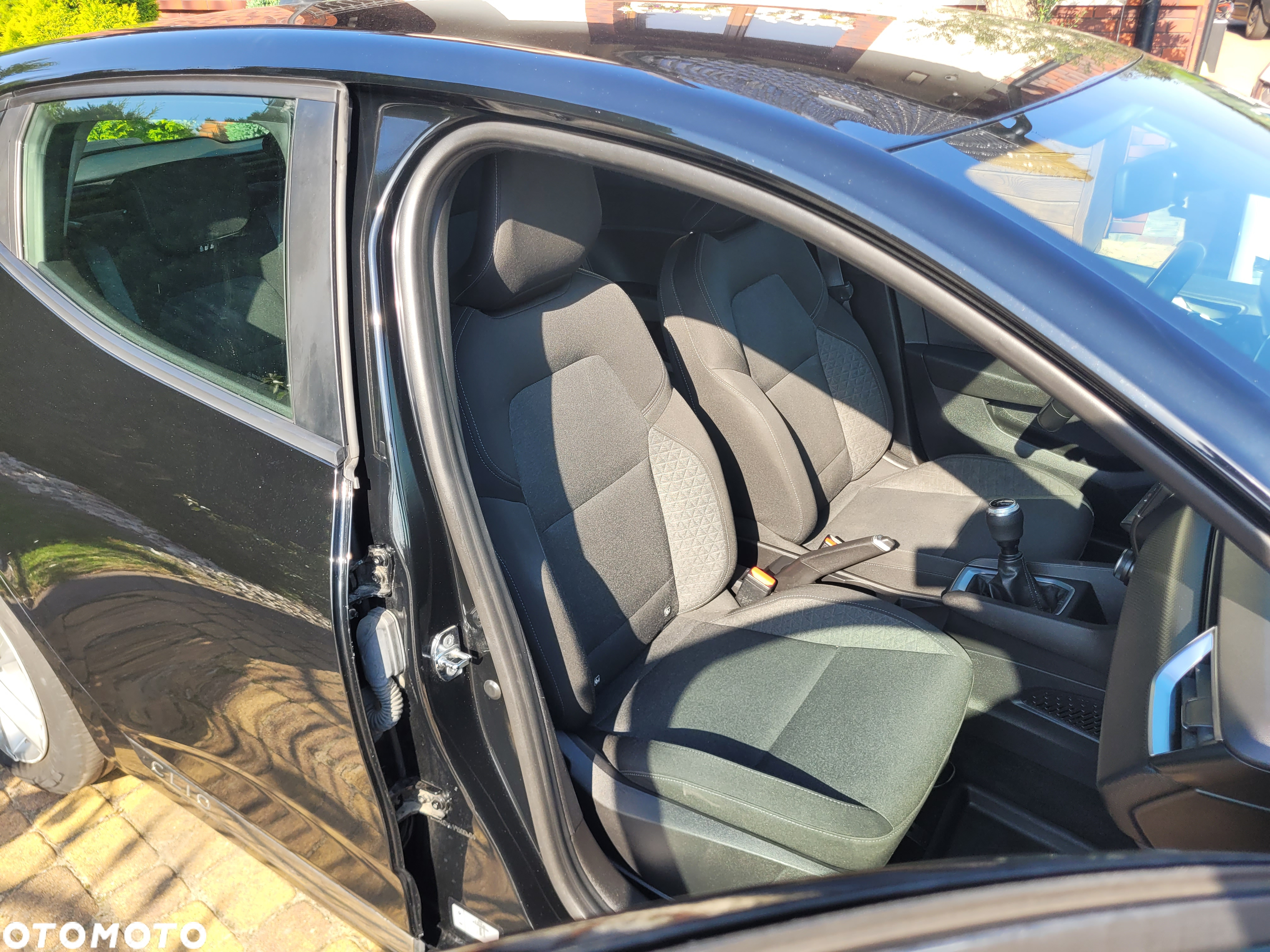Renault Clio - 21