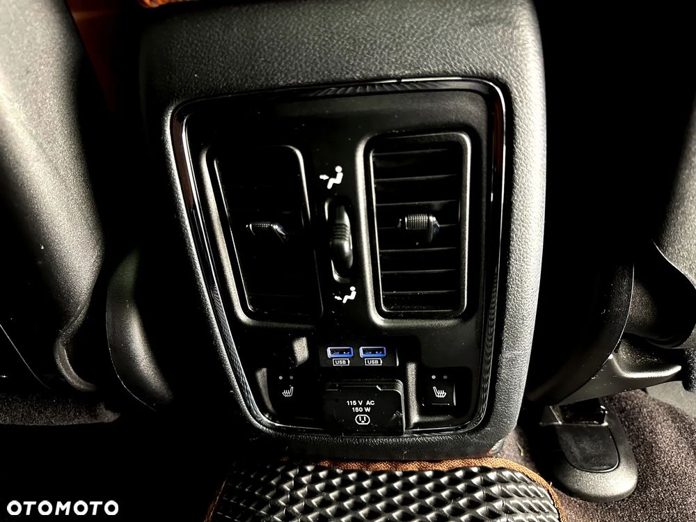 Jeep Grand Cherokee 3.6 V6 Summit - 36