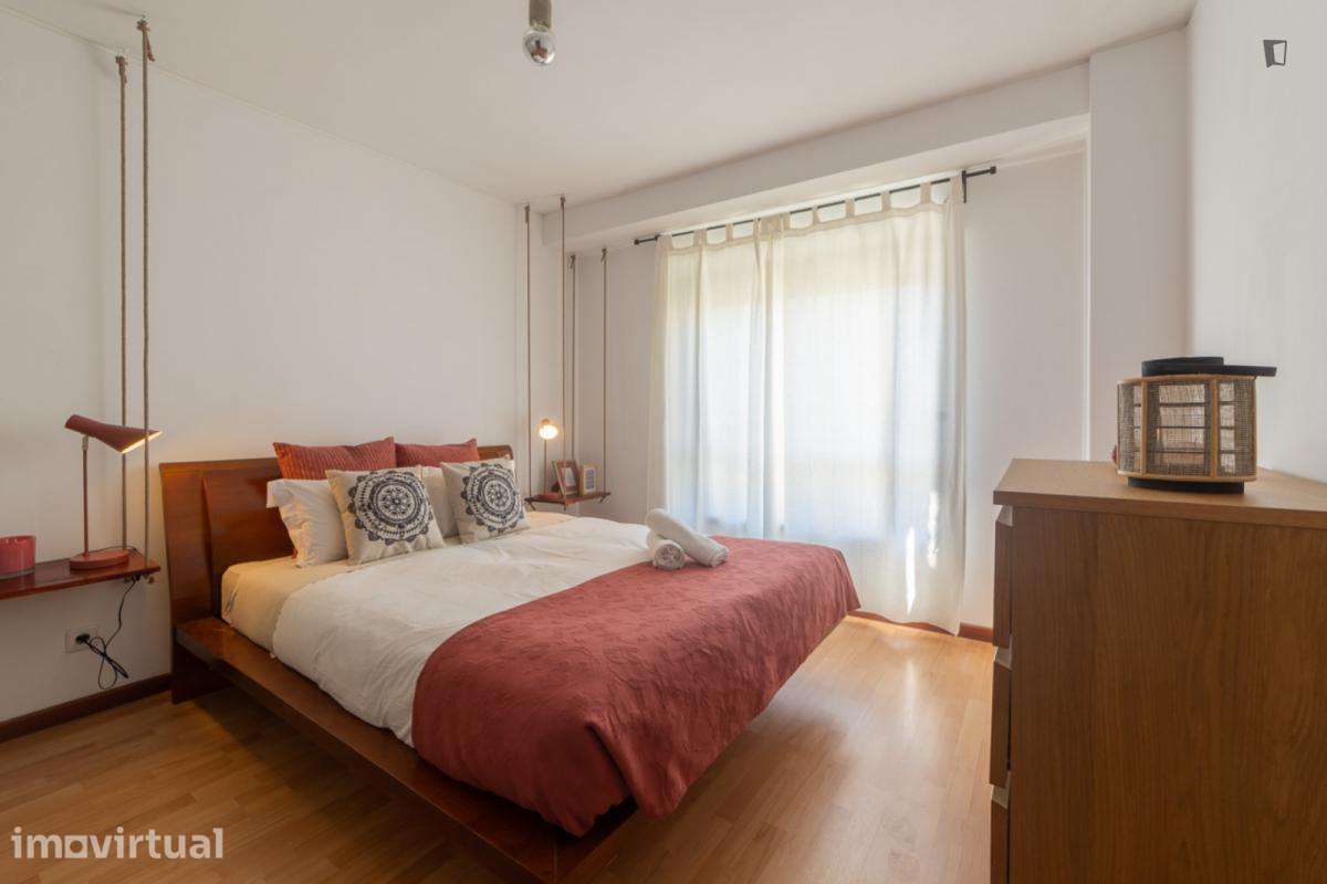 Apartamento com 3 quartos - localizado em Senhora da Hora Porto - Grande imagem: 2/17
