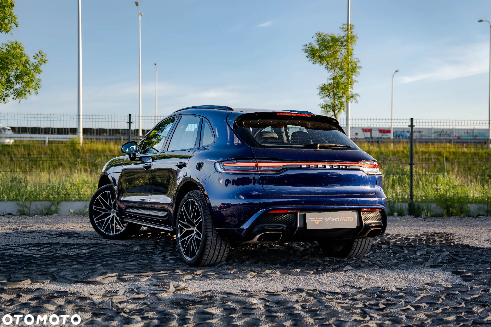 Porsche Macan Standard - 4