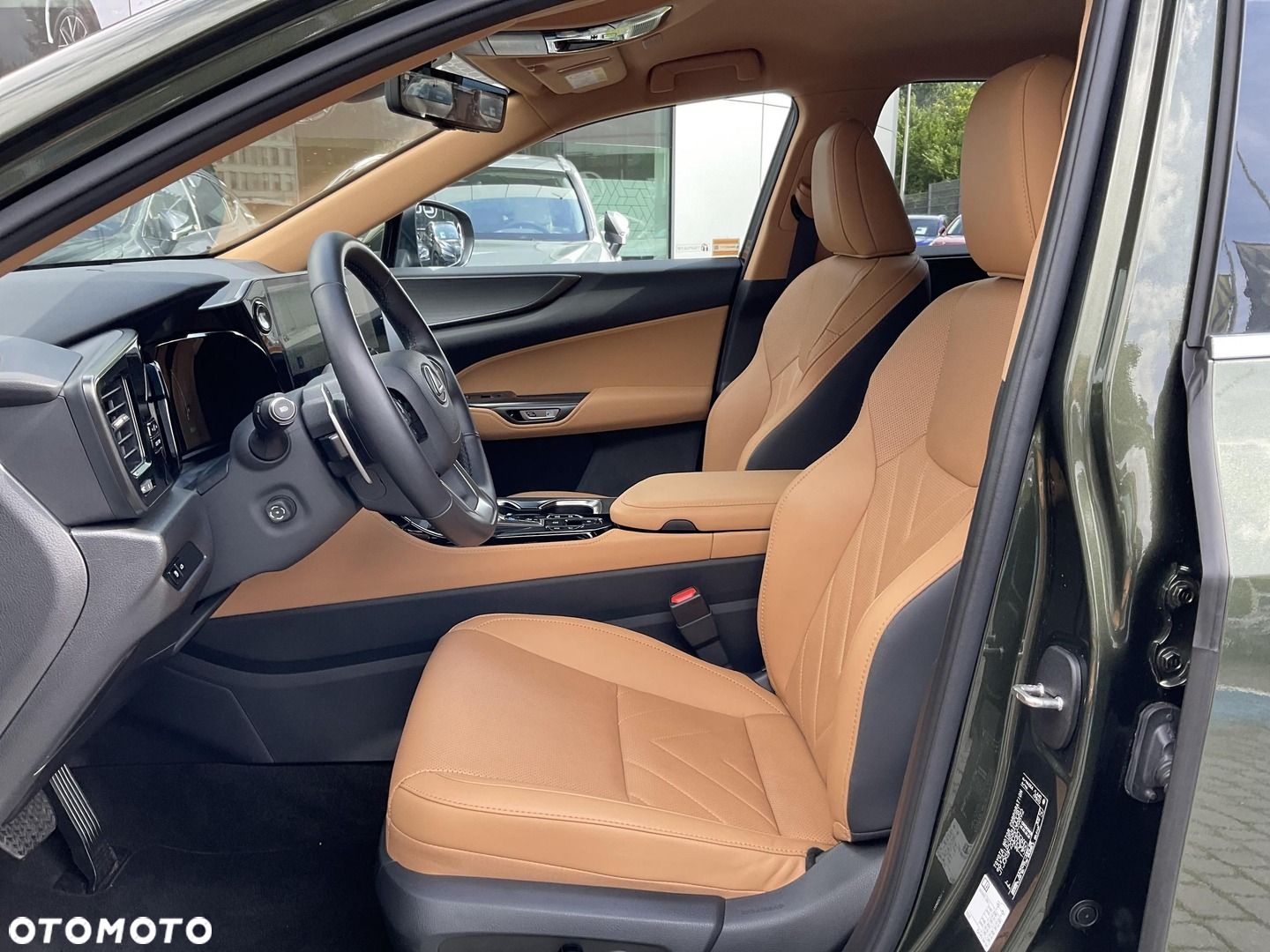 Lexus NX - 9