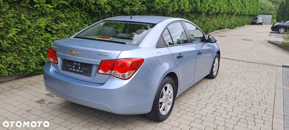 Chevrolet Cruze - 7