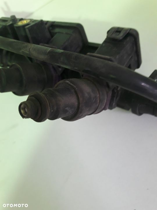 LISTWA WTRYSKOWA WTRYSKI RENAULT CLIO THALIA KANGOO TWINGO 1.2 8V SLASK WYSYLKA VAT - 2