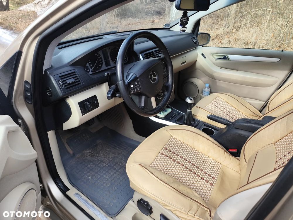 Mercedes-Benz Klasa B - 9