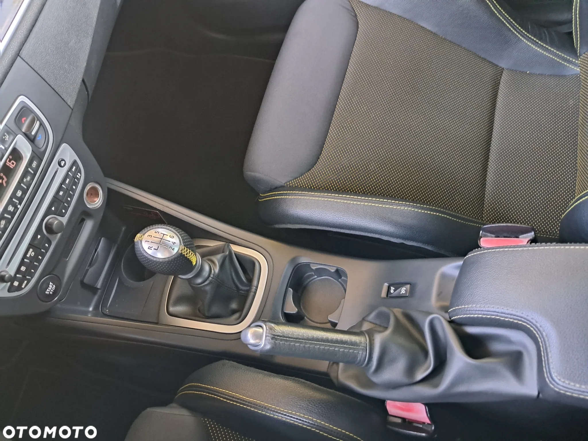 Renault Megane 2.0 16V R.S - 17