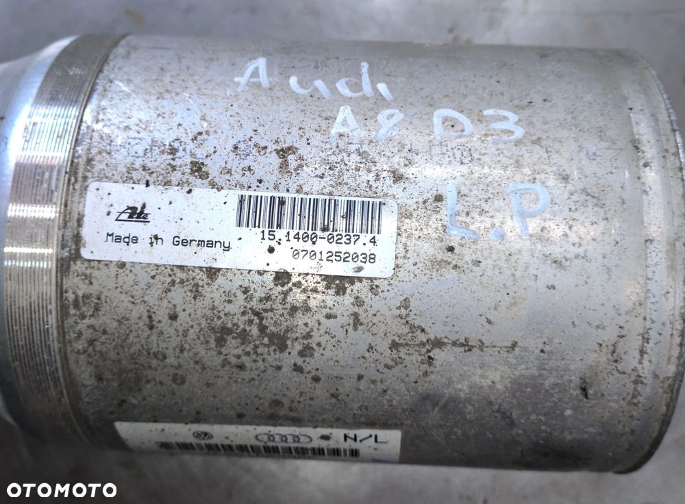 A8 D3 amortyzator przedni przód lewy 4,0 4,2 TDI Audi 151400-237.4 0701252038 - 2