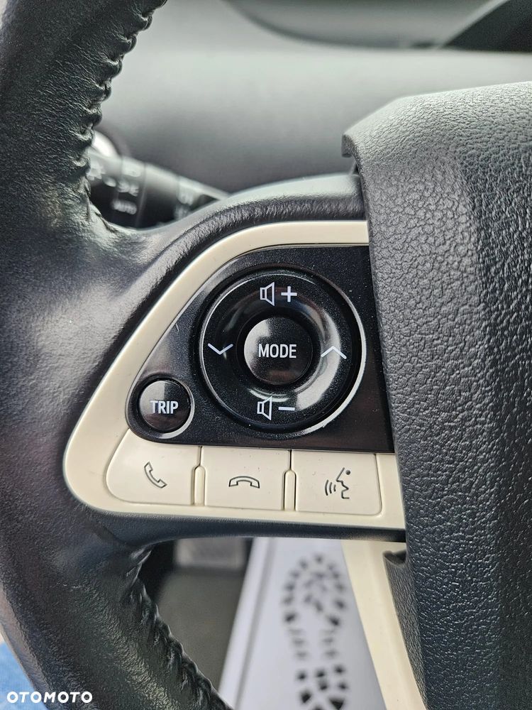 Toyota Prius Hybrid Comfort - 23