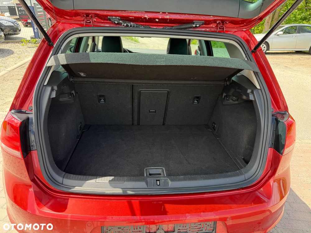 Volkswagen Golf 1.6 TDI DPF BlueMotion Technology Comfortline - 12