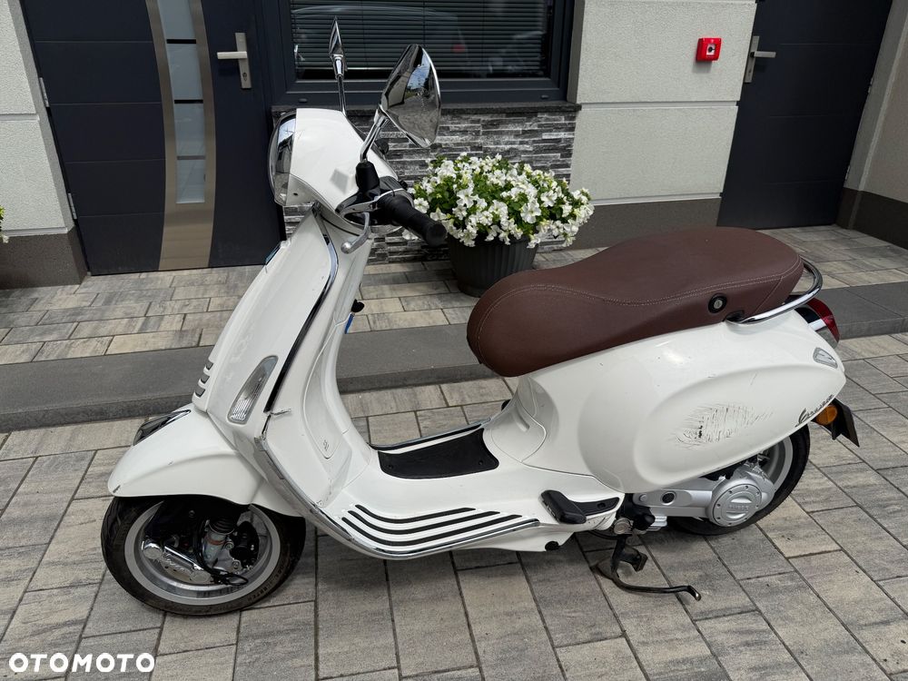Piaggio Vespa - 3