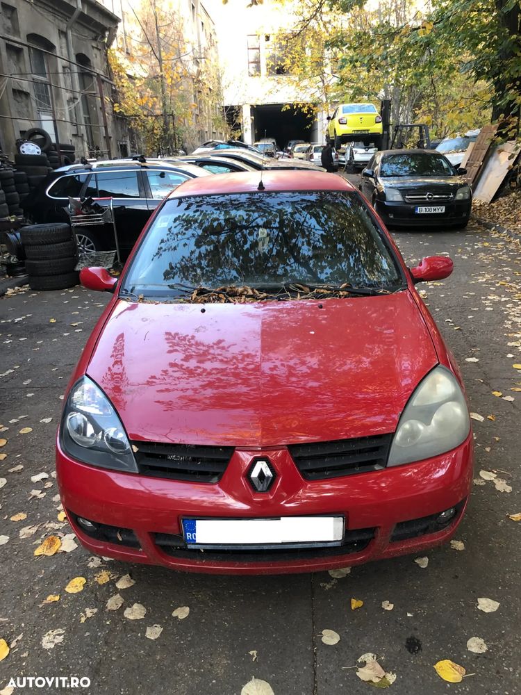 Dezmembrez Renault Clio 2007 1,4 benzina rosu OV727 - 11