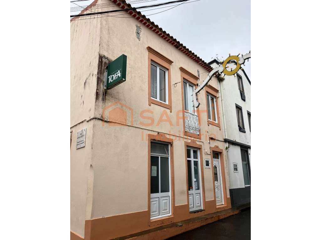 Moradia com café situado na Lomba Loução concelho da Povoação - ilh... - Grande imagem: 3/19