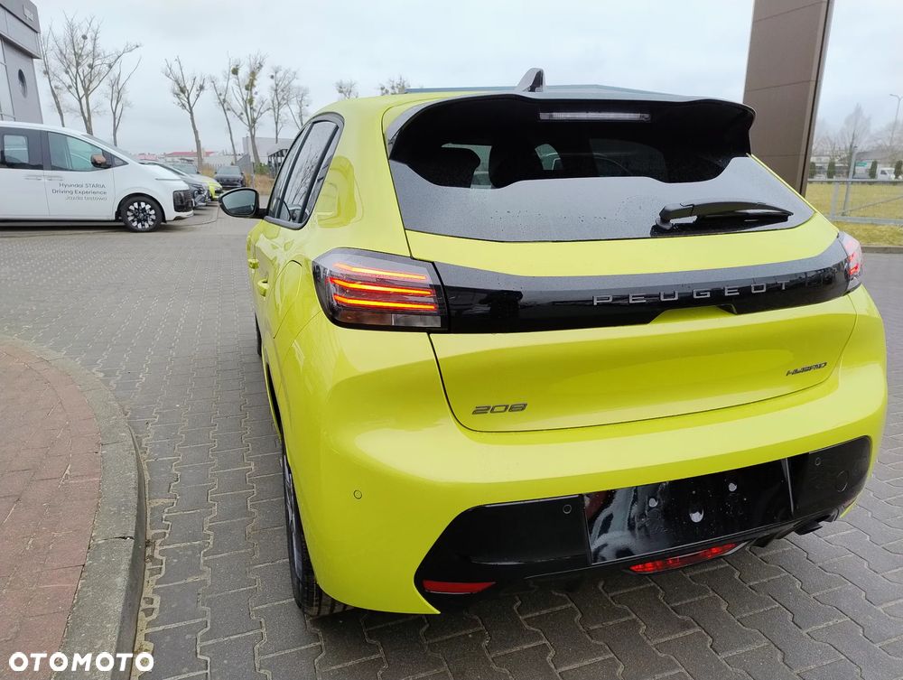 Peugeot 208 Allure - 8