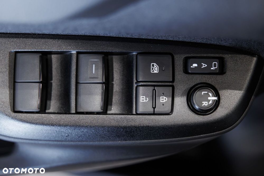 Toyota Yaris Cross Hybrid 1.5 GR Sport - 37