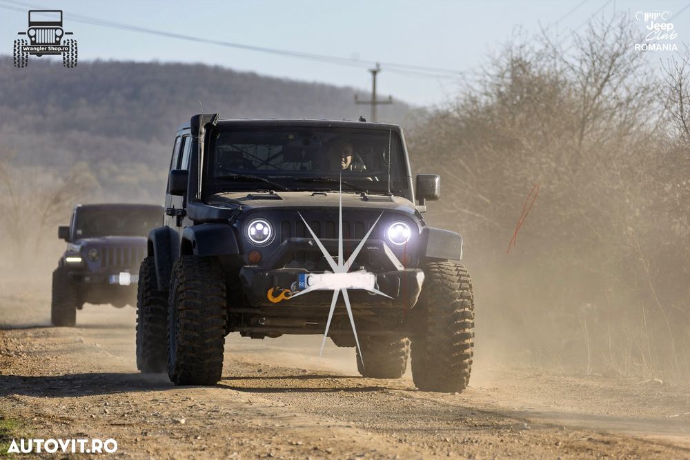 Jeep Wrangler - 12