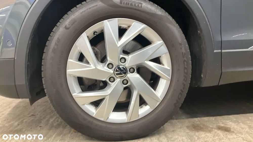 Volkswagen Tiguan 2.0 TDI SCR 4Mot Elegance DSG - 22