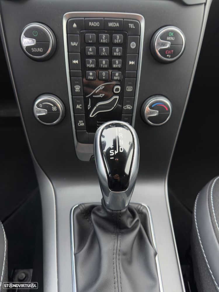 Volvo V40 1.5 T3 Sport Edition Geartronic - 5