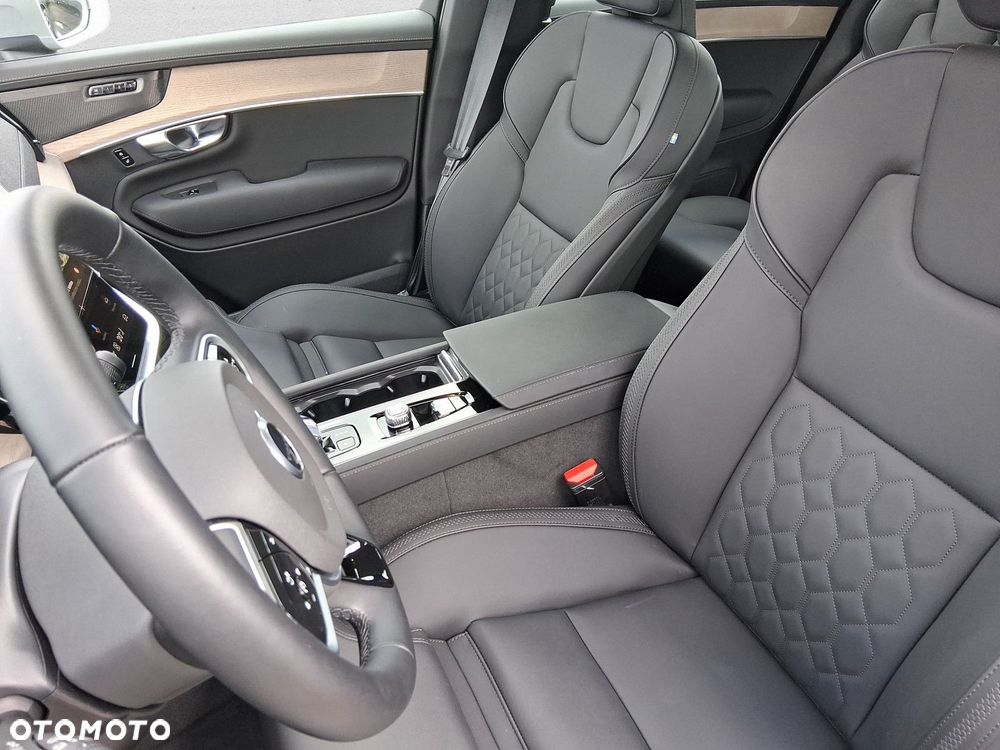 Volvo XC 90 - 12