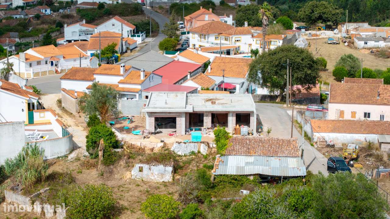 Moradia T3 térrea NOVA em Salir de Matos - Grande imagem: 2/15