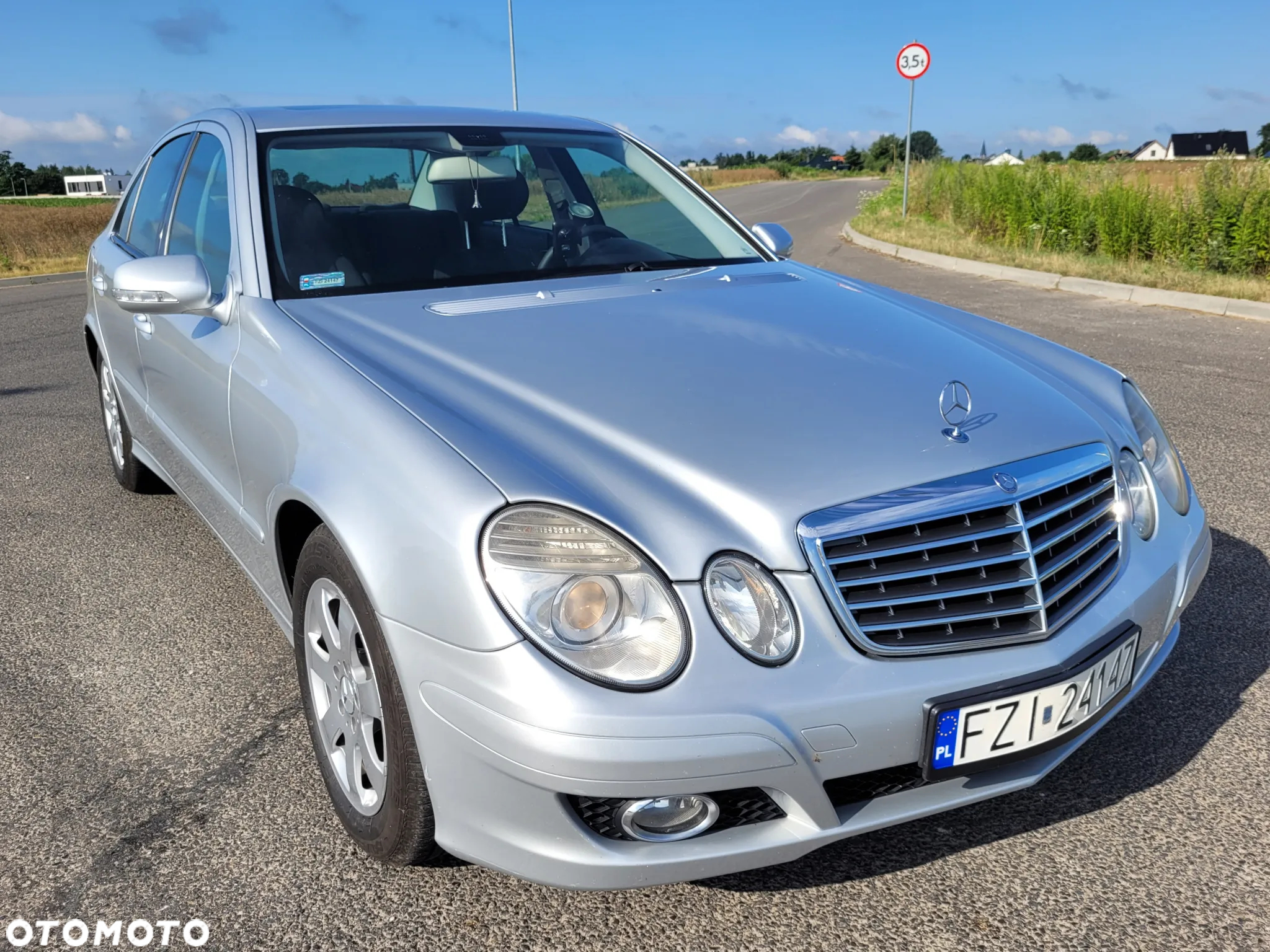Mercedes-Benz Klasa E - 9